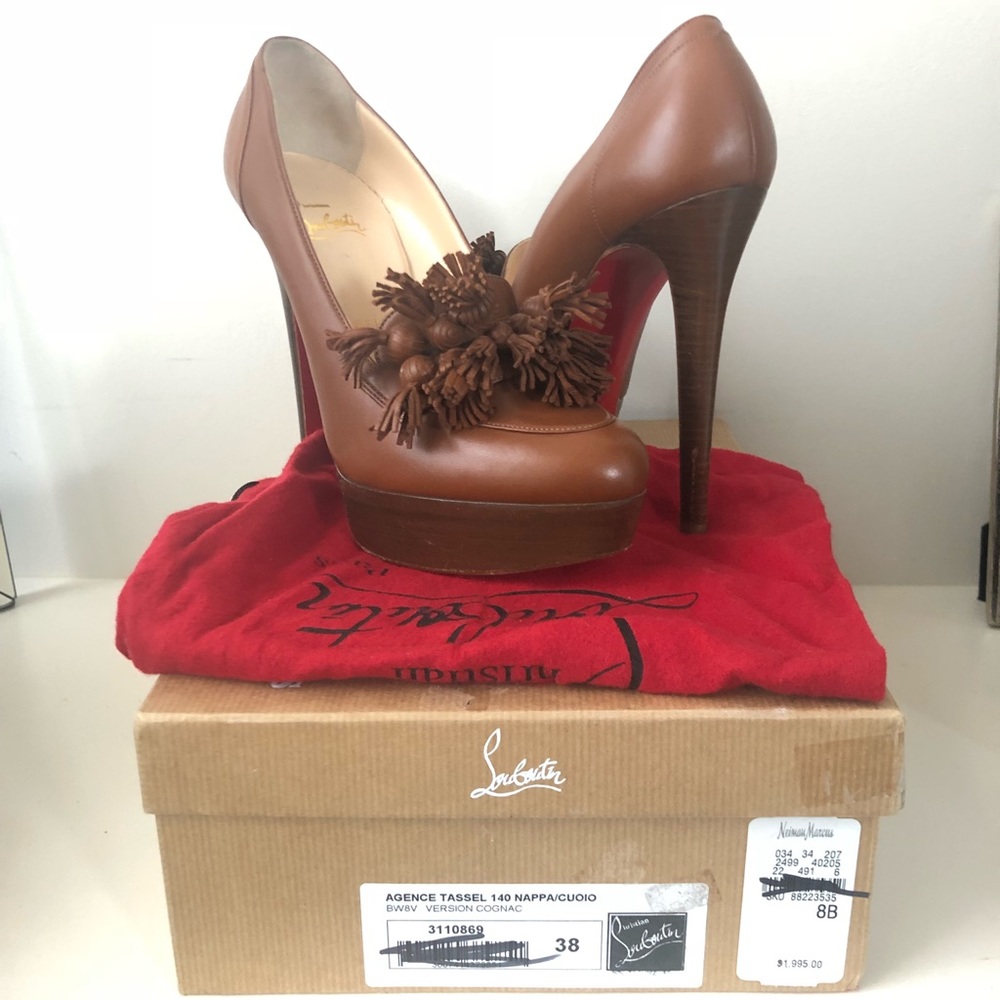 Christian Louboutin Agence Tassel